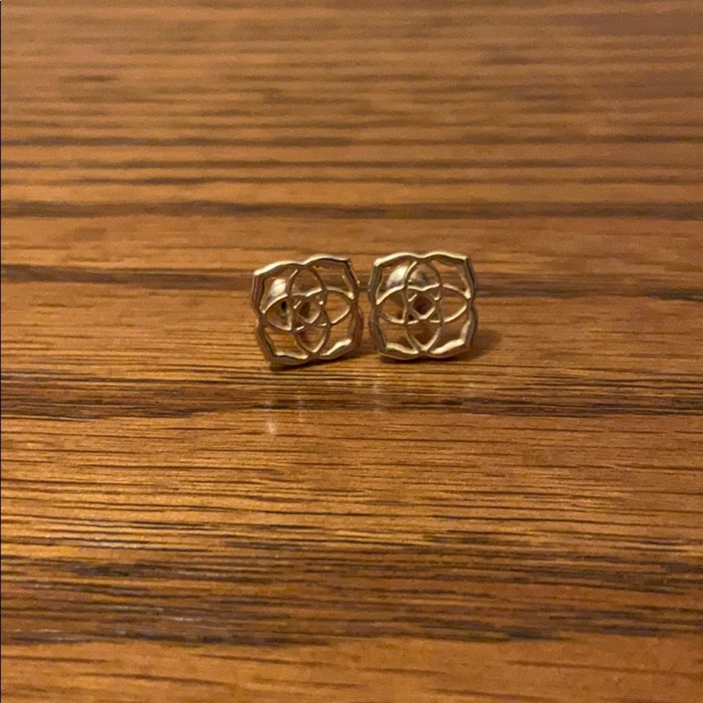 Kendra Scott earrings